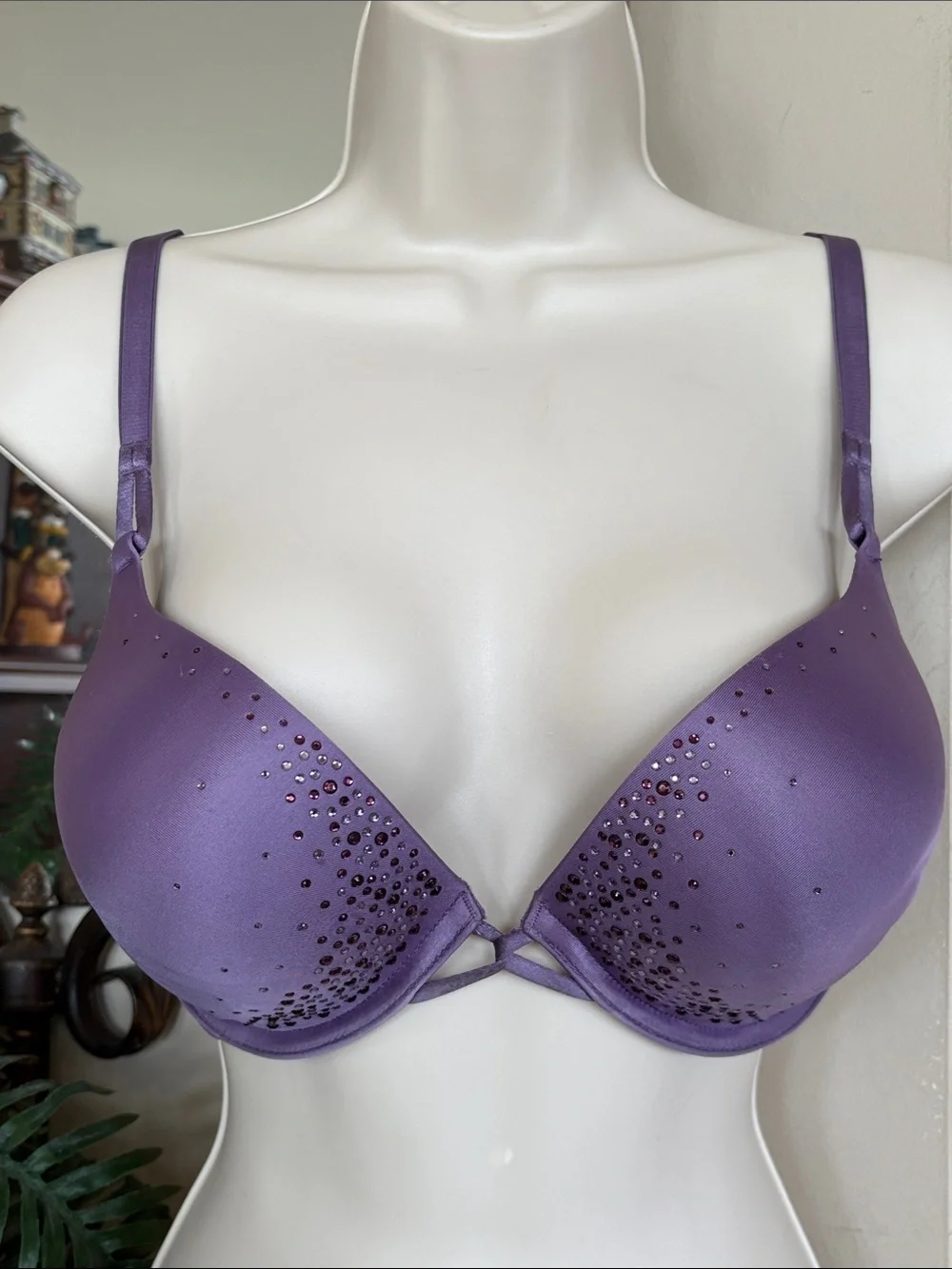 Victoria's Secret Bombshell Plunge Smooth Purple Rhinestone Studded Push-Up Bra